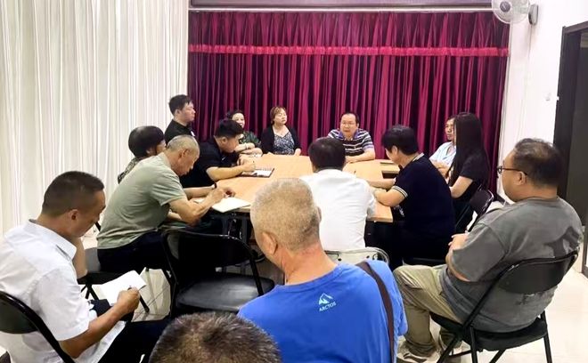 口的“爆改”打造多彩龙腾苑六区社区凯发k8赞助马竞“六色助力”！家门(图18)